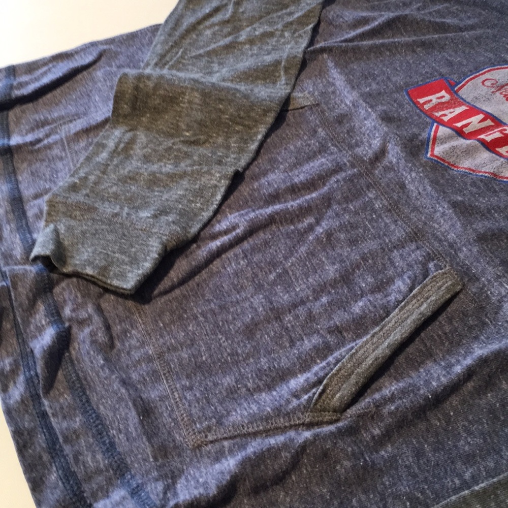 Hooded Rangers tee - Picture 3 of 3
